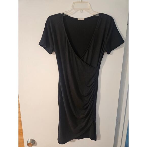 Women's Heart & Hips Little Black Dress In Size Medium - Picture 4 of 6